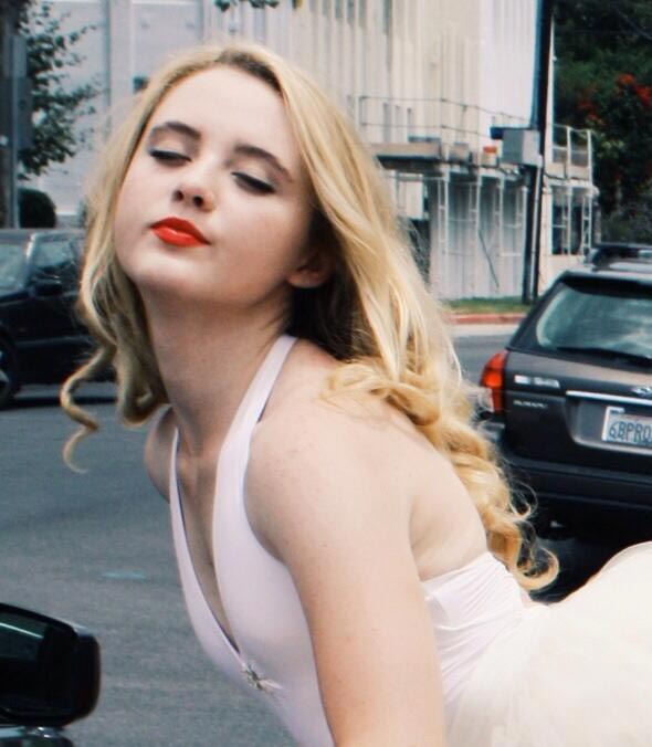 Kathryn Newton Black Hair Products - wide 8