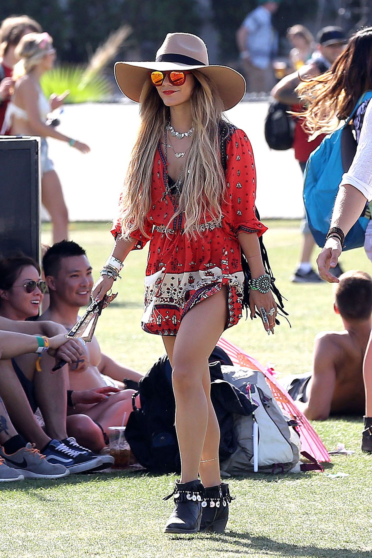 Vanessa Hudgens – 2014 Coachella Music Festival – Day 3