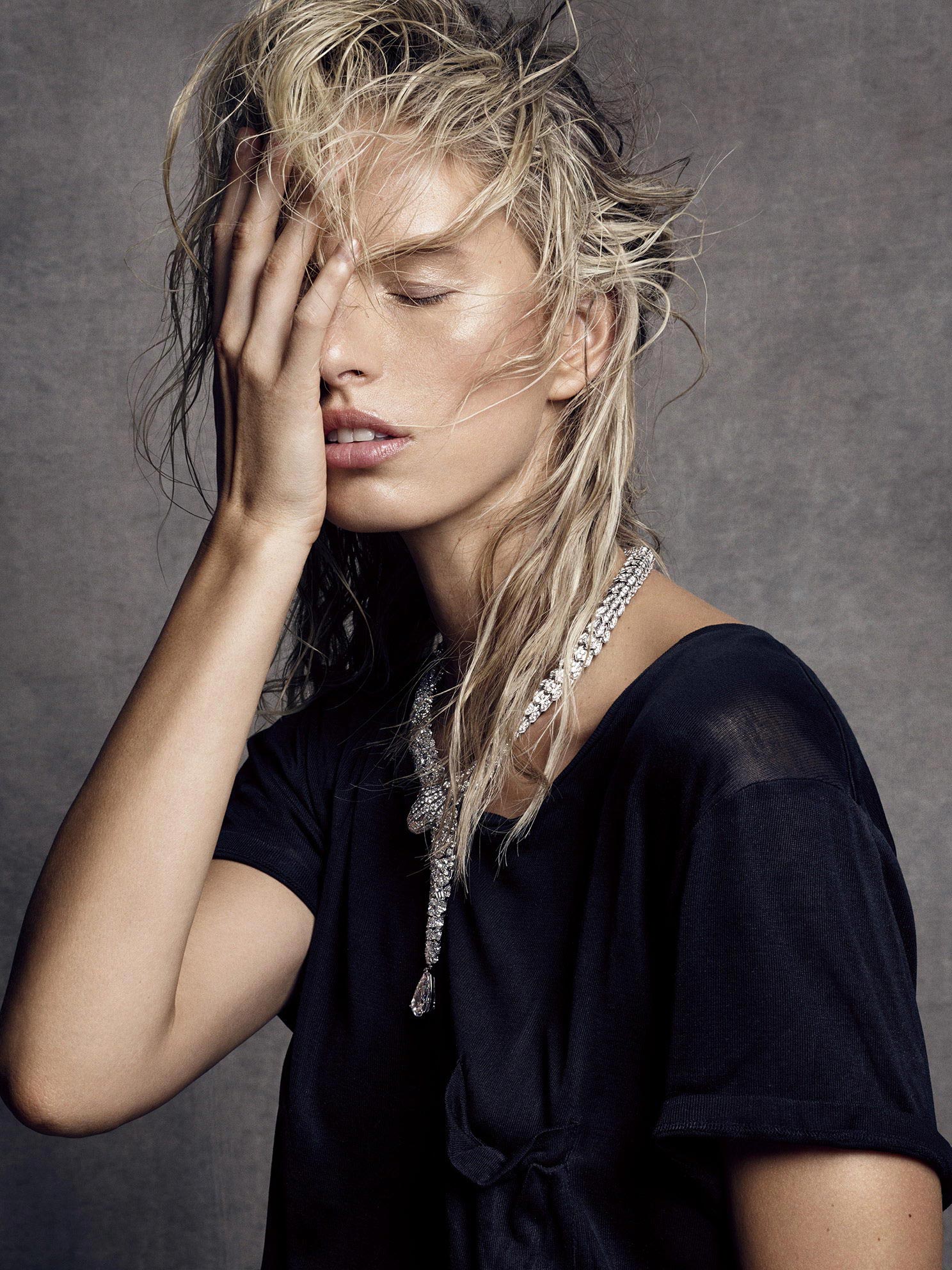 Karolina Kurkova - Photoshoot for Vogue Magazine (Spain) October 2014