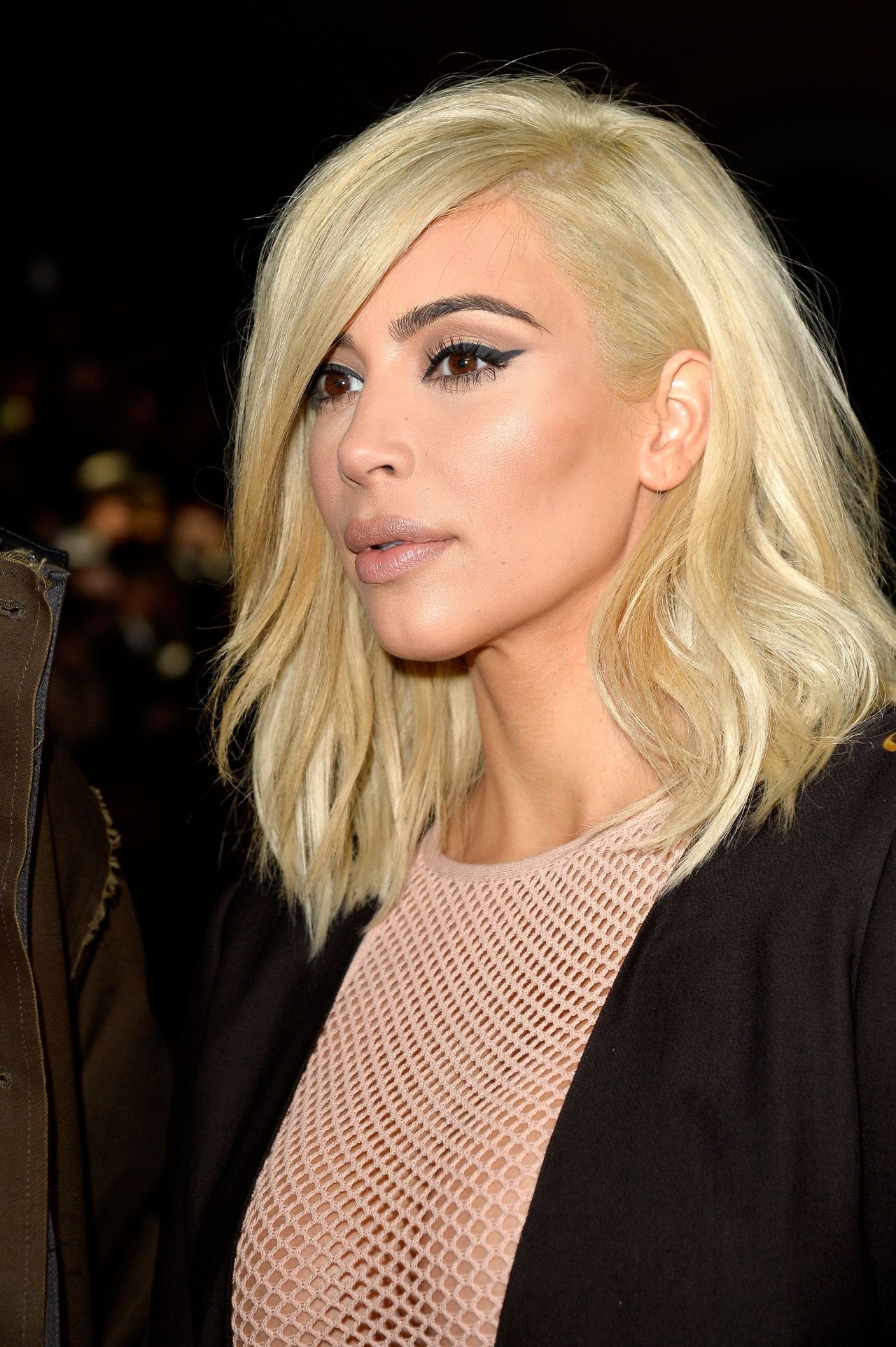 Blonde Kim Kardashian 31