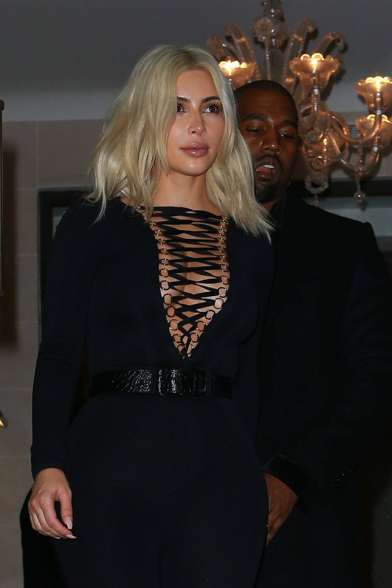 Kim Kardashian Leaves Her Hotel in Paris, March 2015