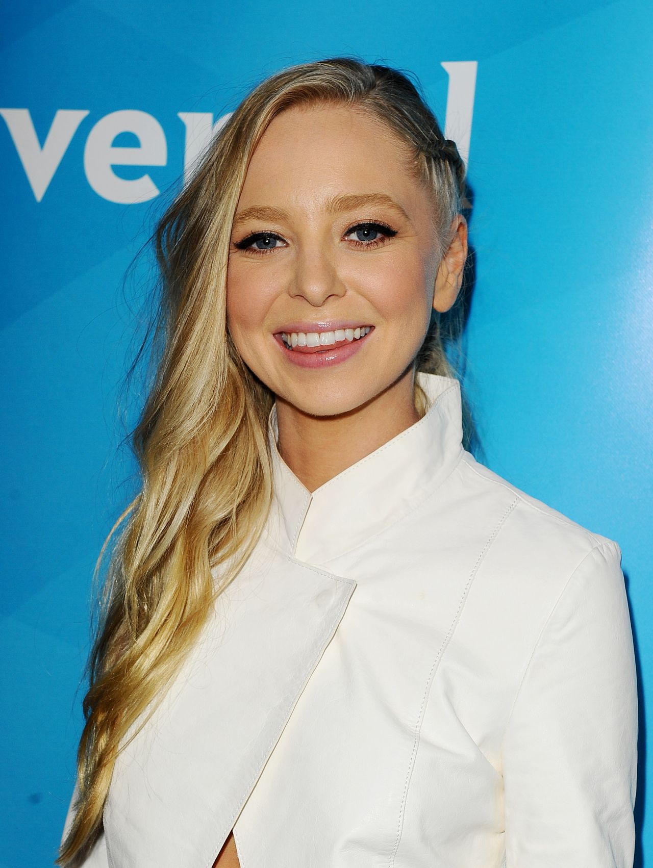 Portia Doubleday 2015 NBCUniversal Summer Press Day In Pasadena