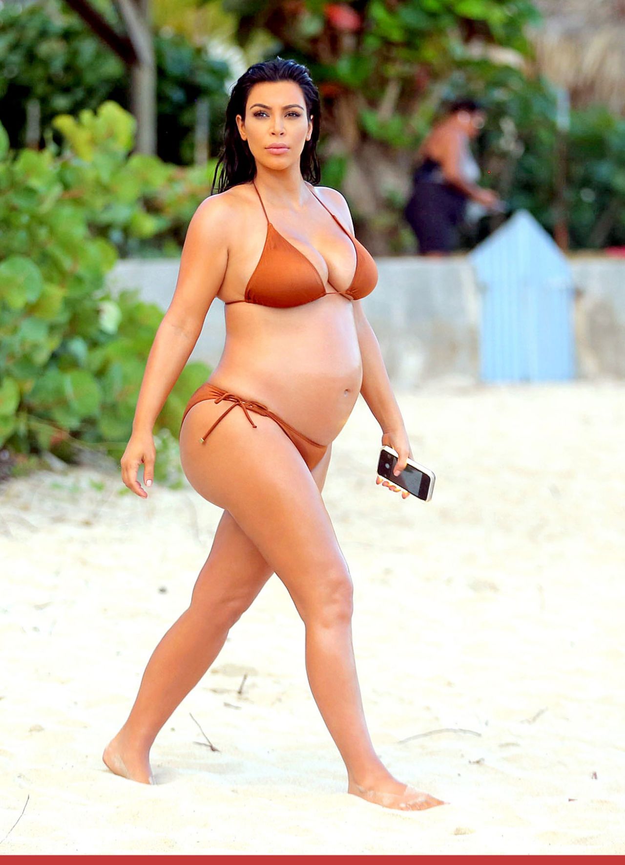 Kim Kardashion Bikini 54