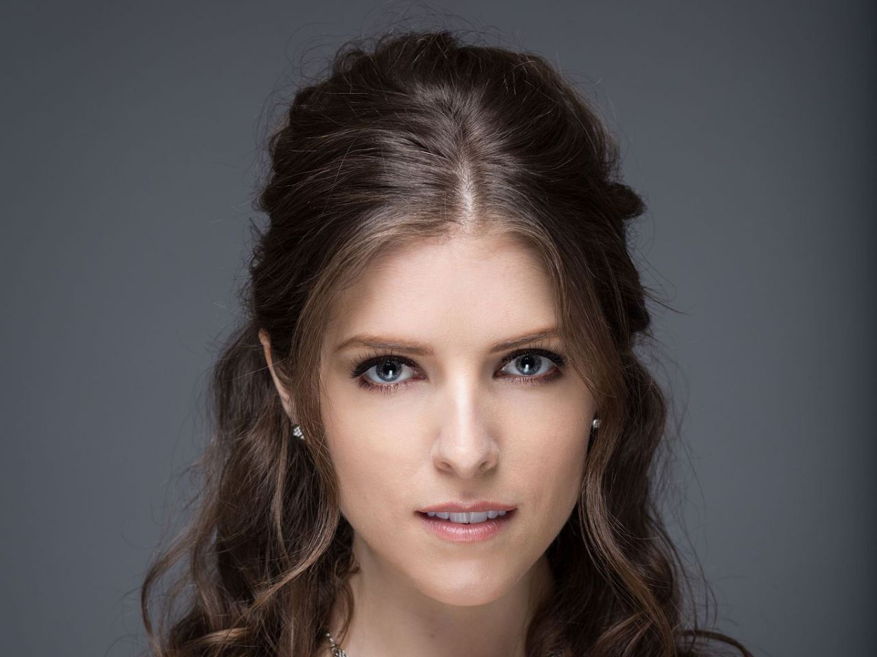 anna kendrick blue hair