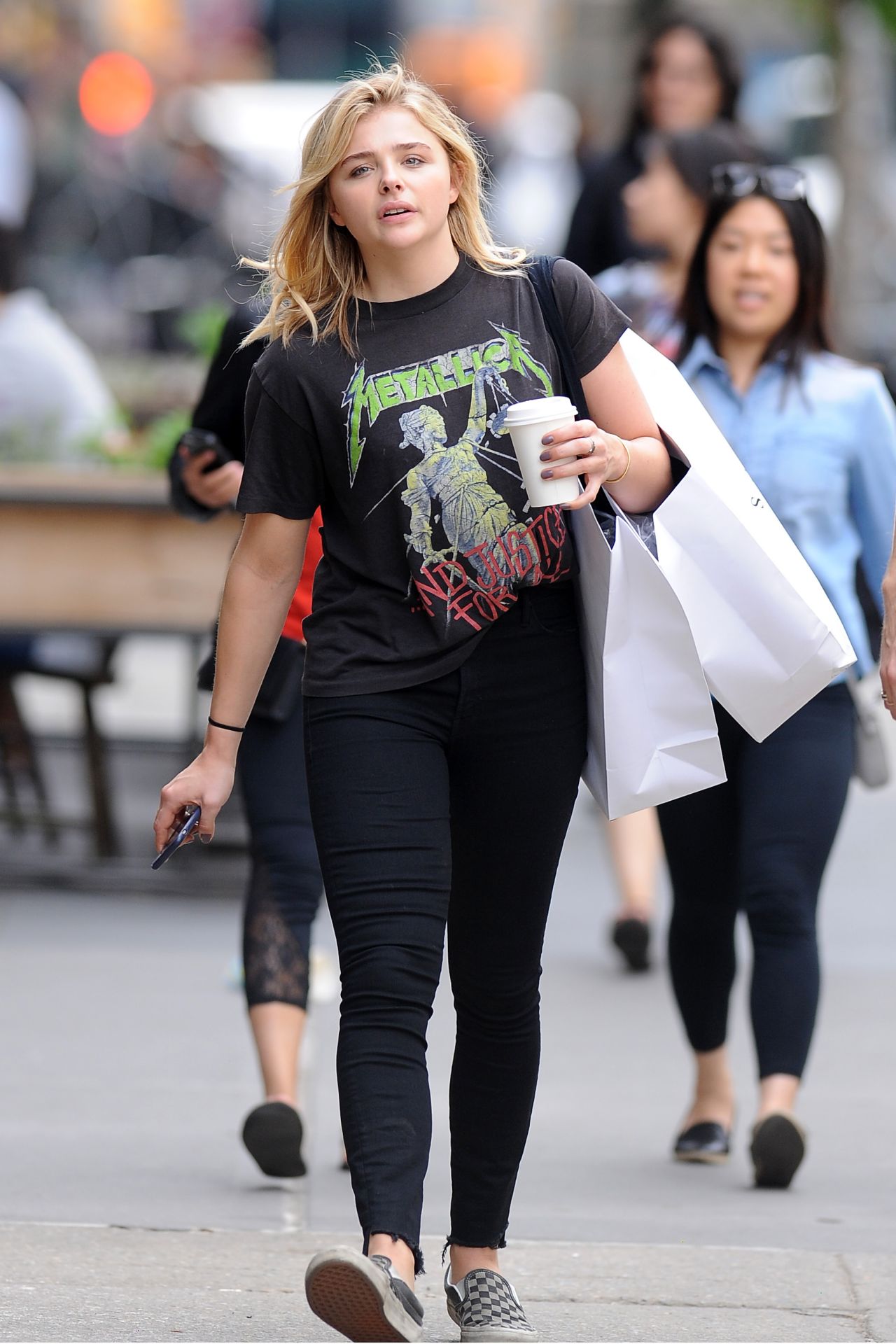 Chloë Grace Moretz Street Style - Out in Manhattan, New York City 5/9/2016