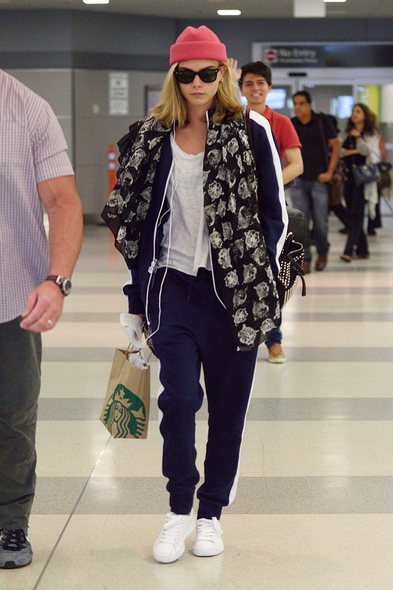 Cara Delevingne Travel Outfit - JFK Airport in NYC 7/28/2016