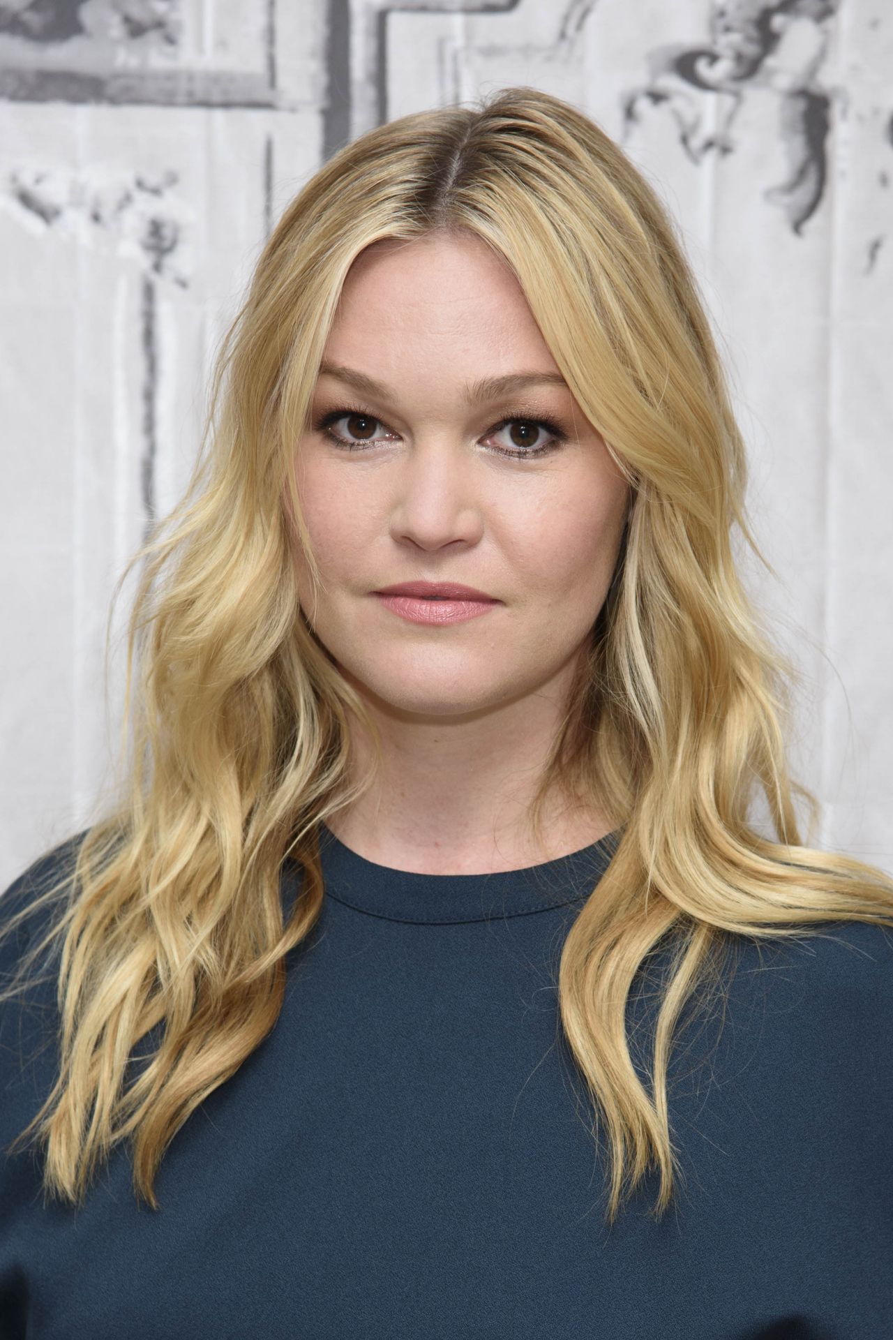 Julia Stiles Net Worth