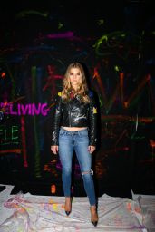 Nina Agdal – Alice + Olivia x Basquiat CFDA Capsule Collection Launch Party in NYC 11/2/ 2016
