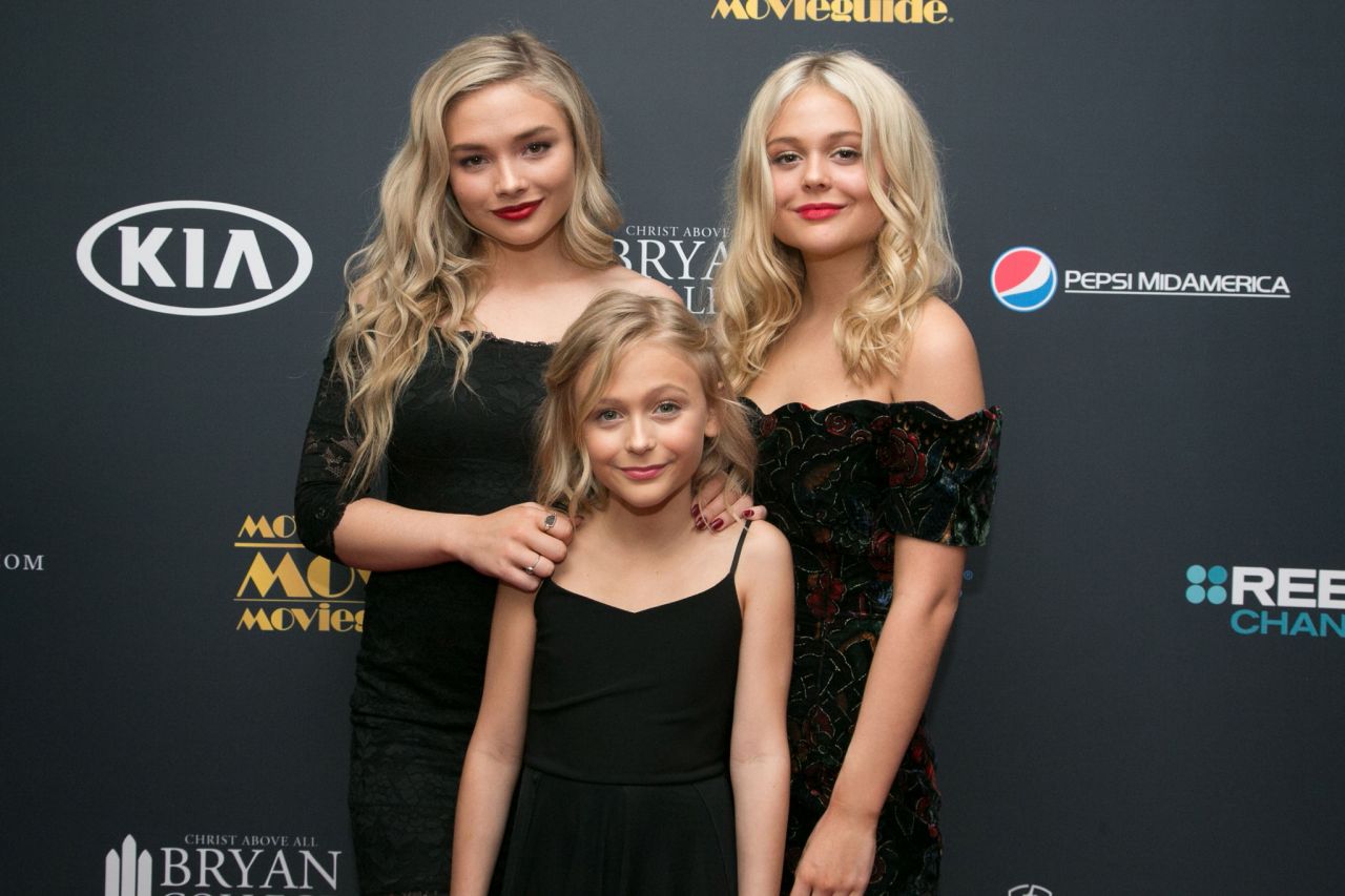 Natalie Alyn Lind, Emily Alyn Lind, Alyvia Alyn Lind – 25th Annual