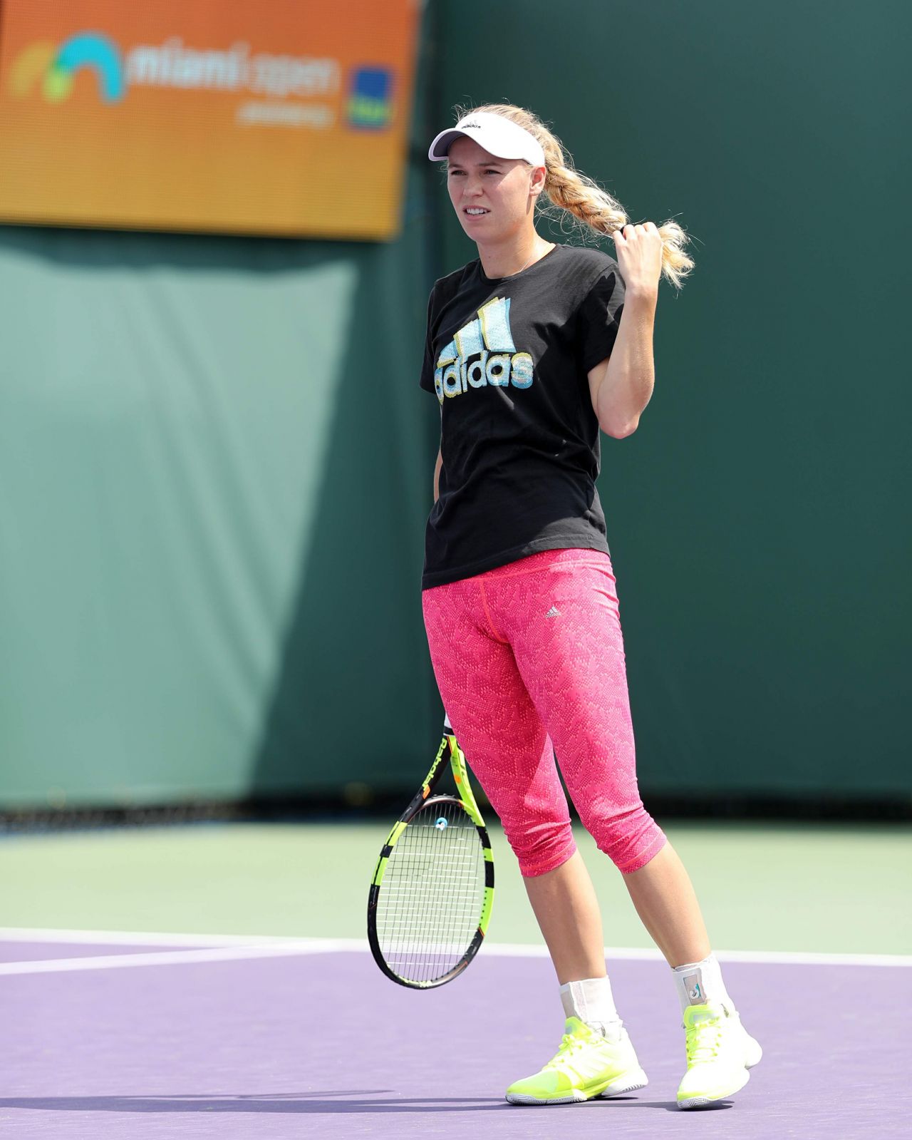 Caroline Wozniacki On The Practice Court - Miami Open in Key Biscayne 3/23/ 2017