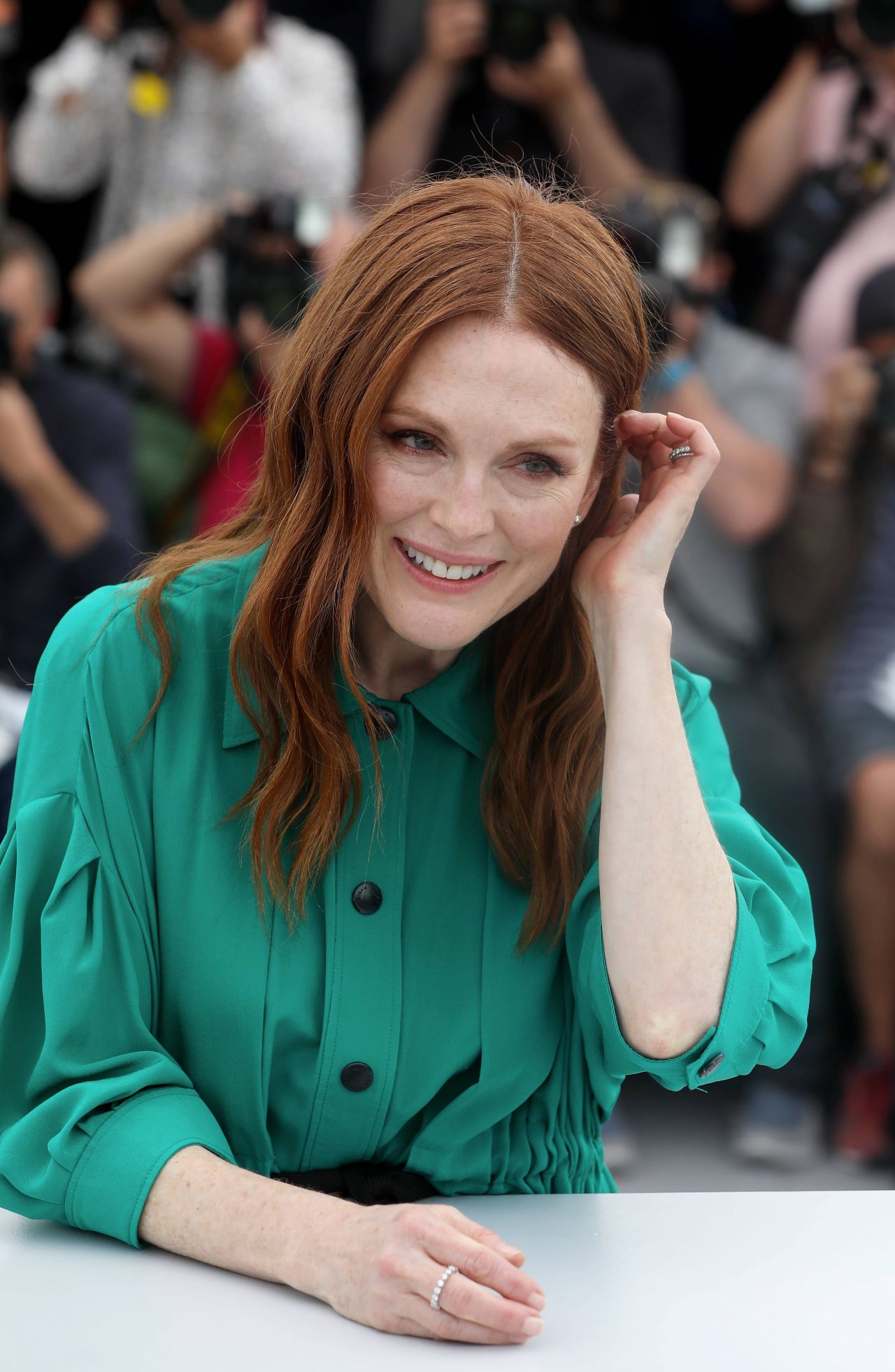 Julianne Moore – “Wonderstruck” Premiere in Cannes 05/18/2017