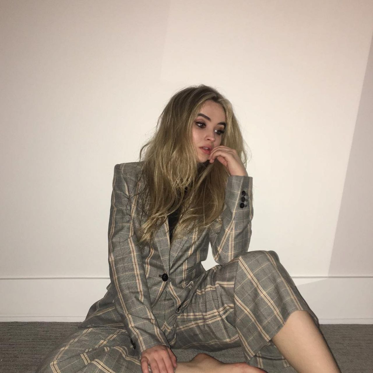 Sabrina Carpenter - Social Media 02/09/2018