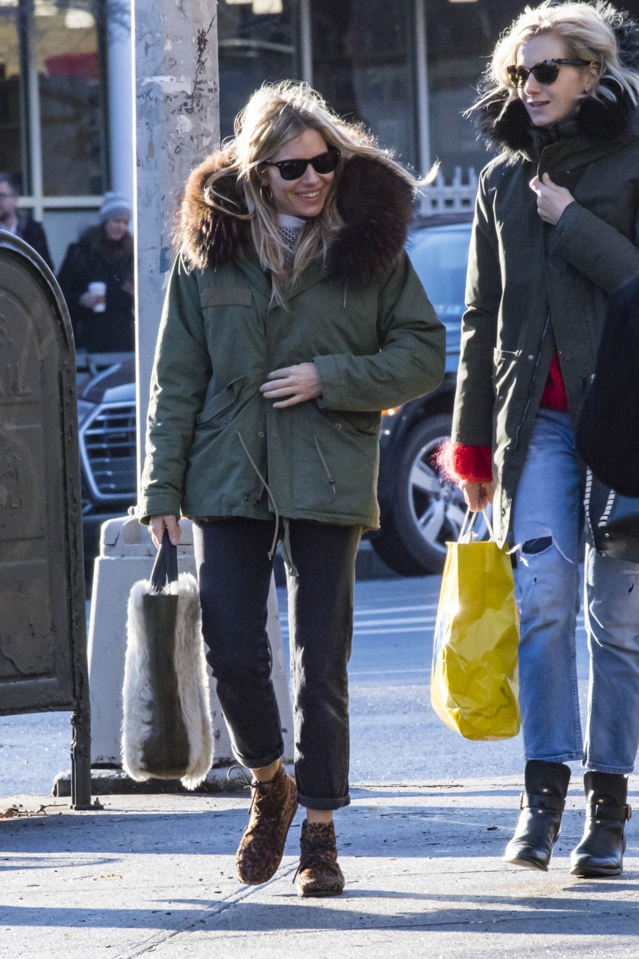 Sienna Miller Winter Street Style - New York City 02/05/2018