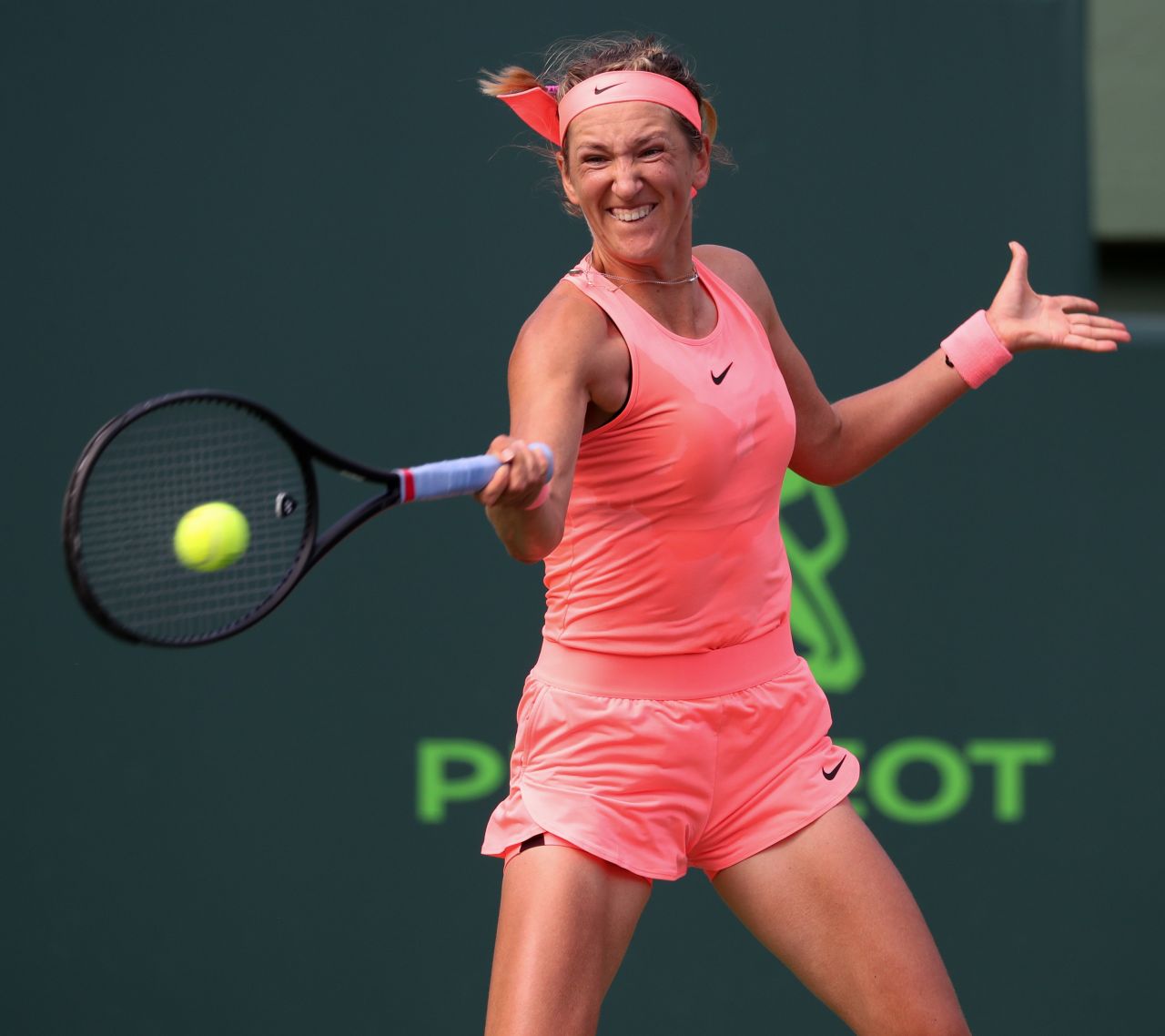 victoria-azarenka-2018-miami-open-in-key