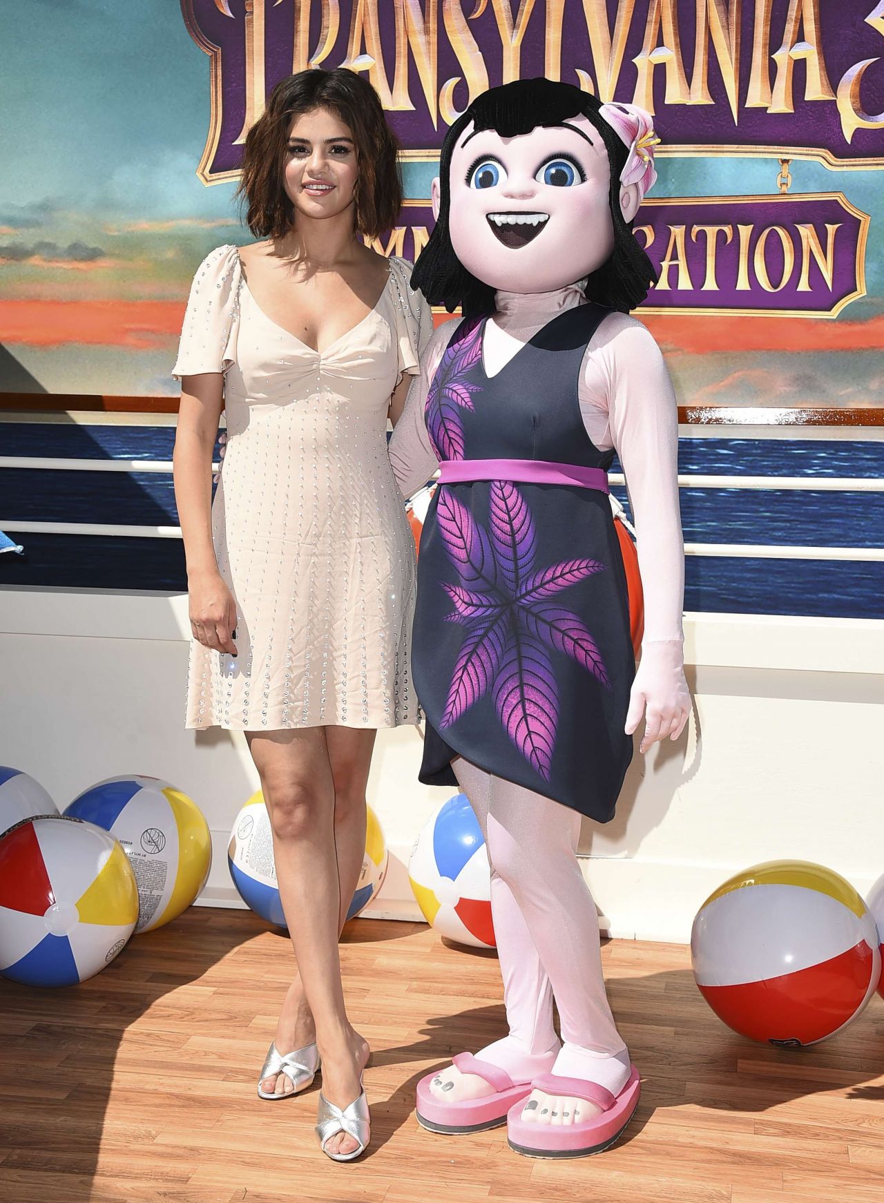 Selena Gomez - "Hotel Transylvania 3: Summer Vacation" Photocall in