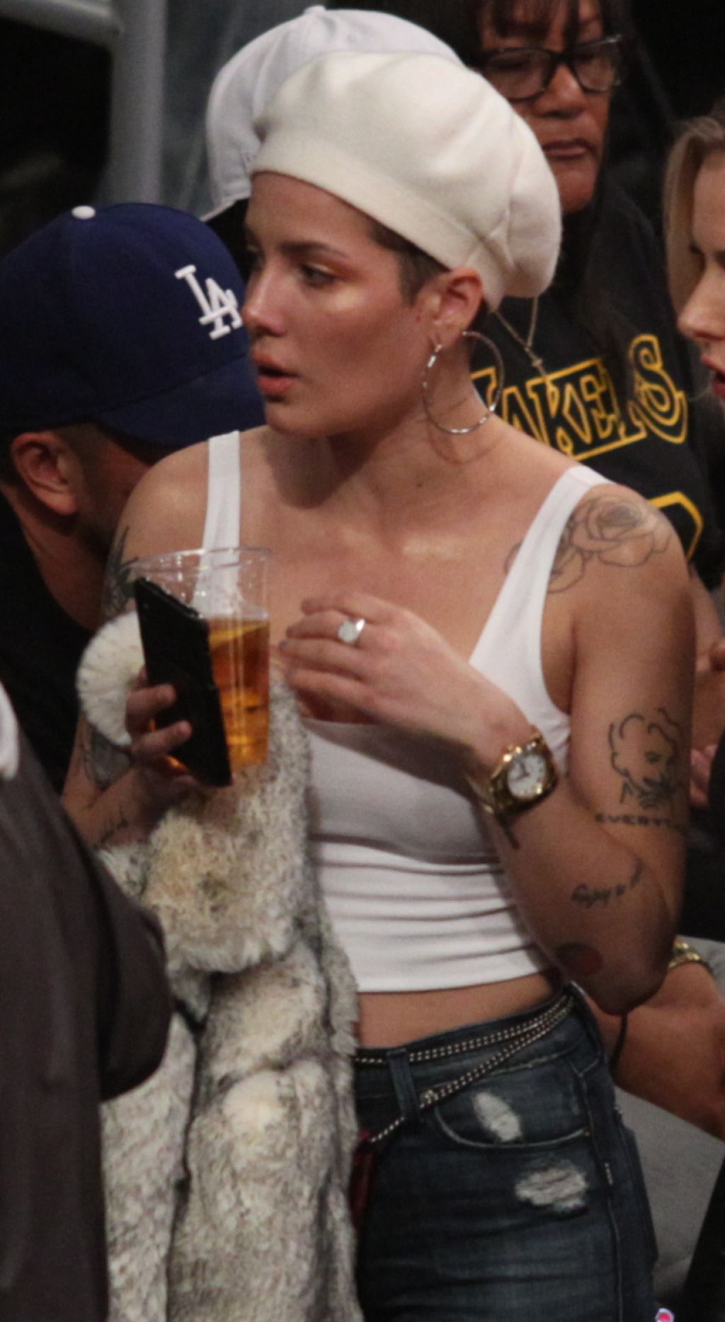 Halsey LA Lakers Vs New Orleans Pelicans 12 21 2018 CelebMafia