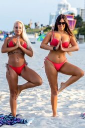 Claudia Romani In Bikini Does Yoga In West Palm Beach Fl