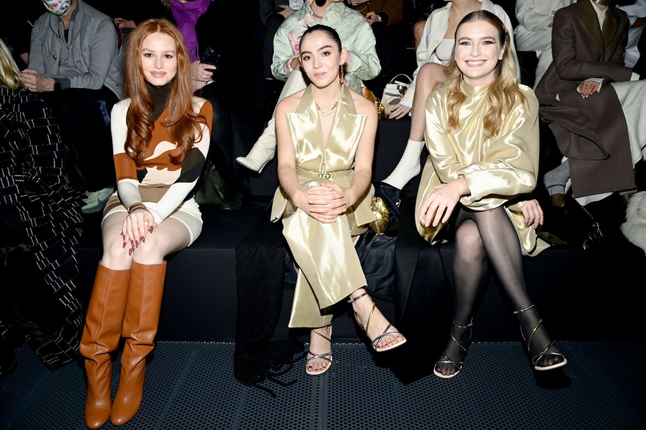 Madelaine Petsch Fendi Couture Fashion Show In Paris