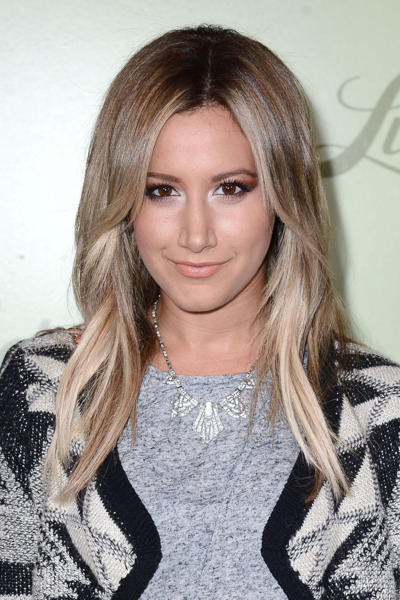 Ashley Tisdale at Lucky Brand Store Opening • CelebMafia