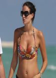Jade Foret Pregnant Bikiniin a Bikini - Miami Beach