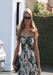 Paris and Nicky Hilton - Grab Lunch Together at Fred Segal in Los Angeles