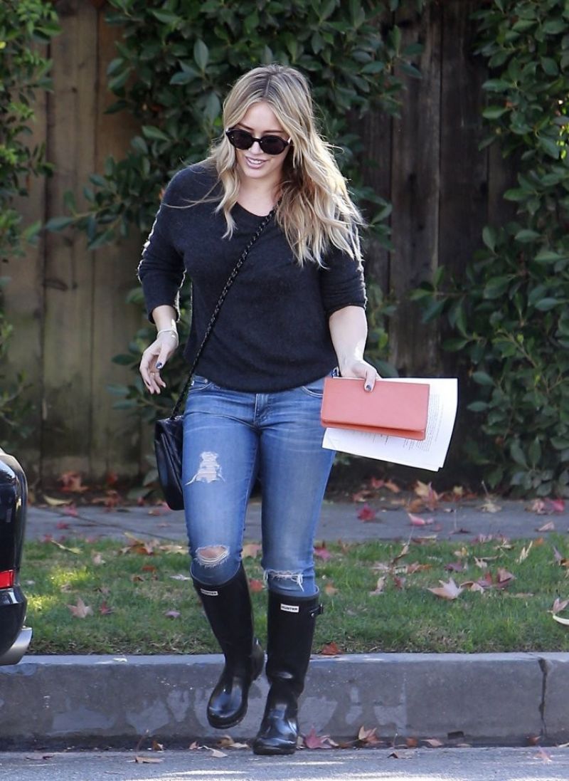 Hilary Duff Studio City February 14, 2020 – Star Style