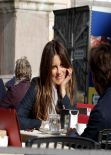 Kate Beckinsale On Set of THE FACE OF AN ANGEL Movie in Rome