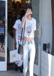 Kendall Jenner and Kylie Jenner Style - Out in Los Angeles