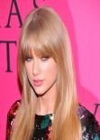Taylor Swift on Red Carpet- 2013 Victora