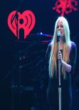 Avril Lavigne - 103.5 KISS FM
