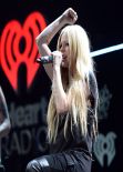 Avril Lavigne Performs at Y100 Jingle Ball in Miami