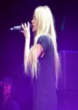 Avril Lavigne Performs at Y100 Jingle Ball in Miami