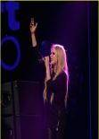 Avril Lavigne Performs on Q102