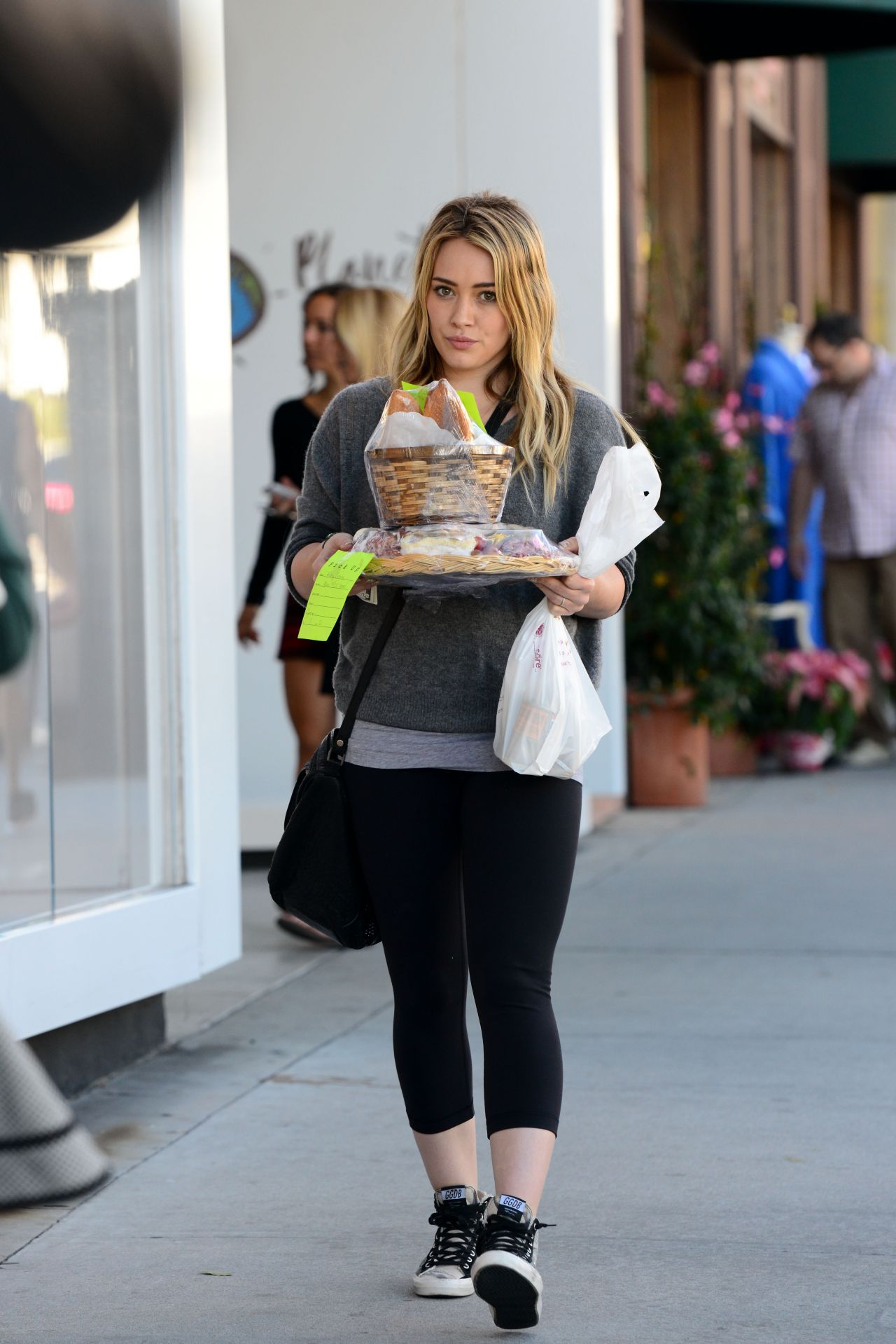Hilary Duff Street Style Out For Shopping In Beverly