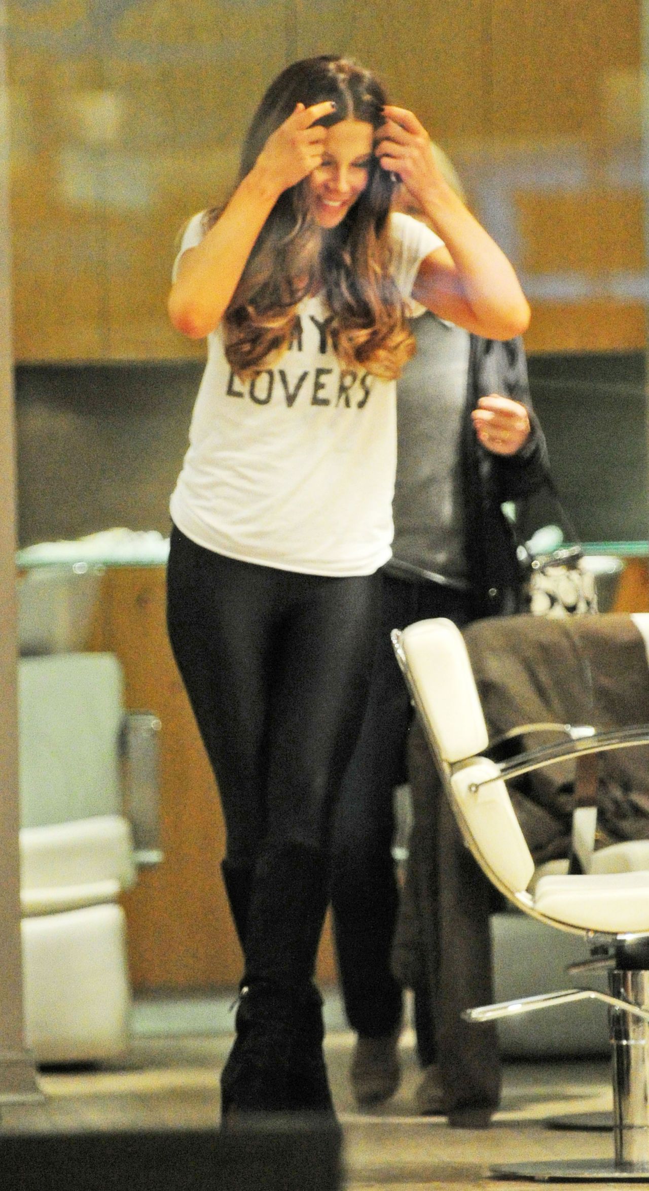 Kate Beckinsale - Booty in Tights at a Salon in London - Dec. 2013