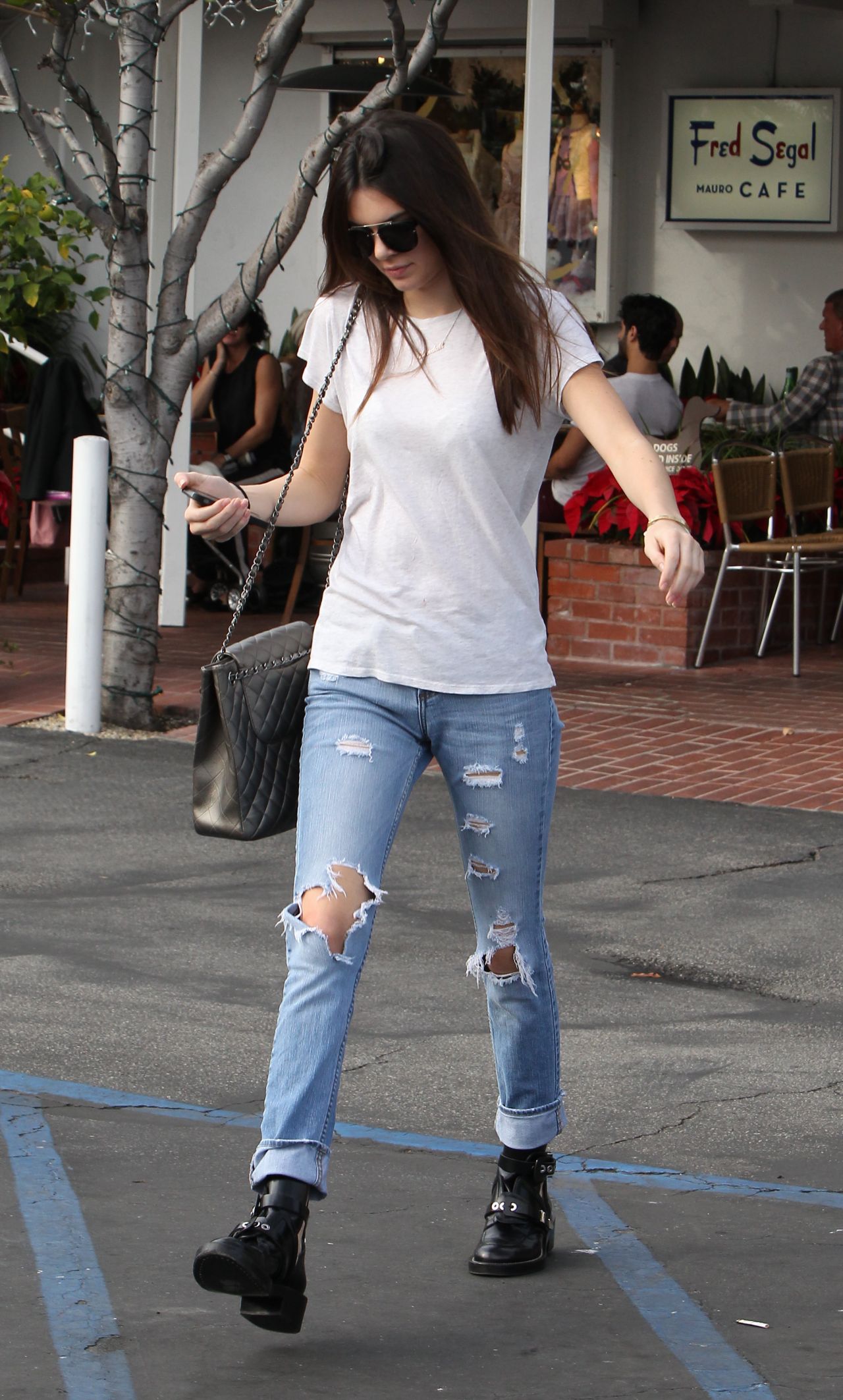 Kendall Jenner West Hollywood October 3, 2020 – Star Style