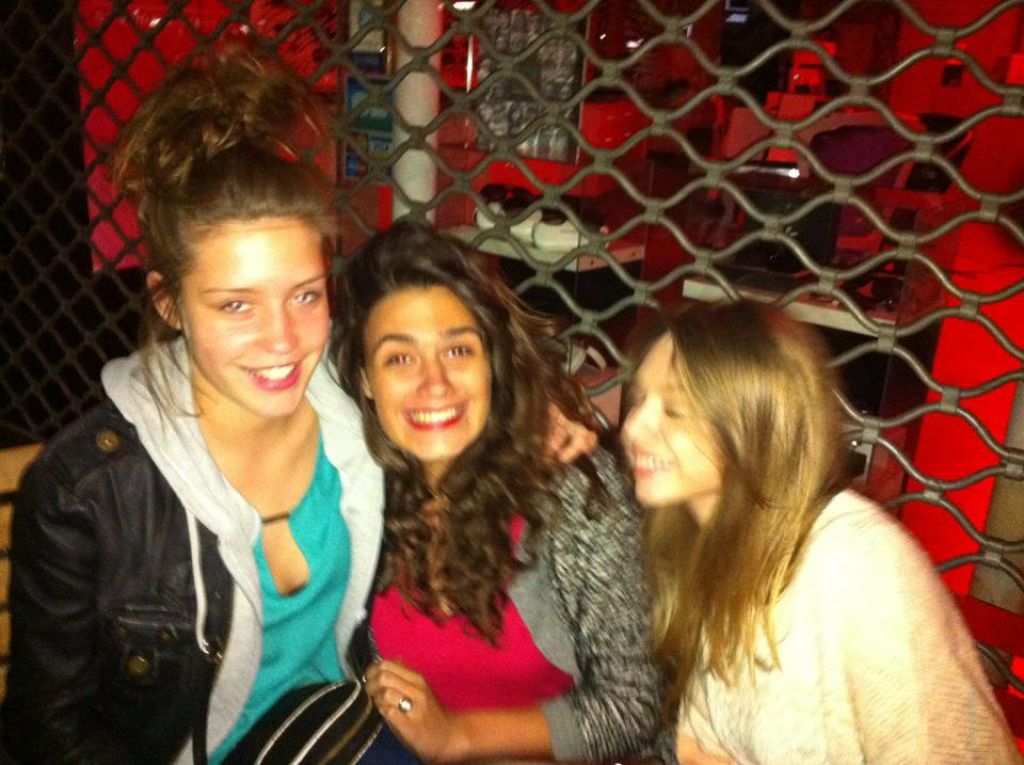 Adèle Exarchopoulos Twitter Instagram Personal Photos ...