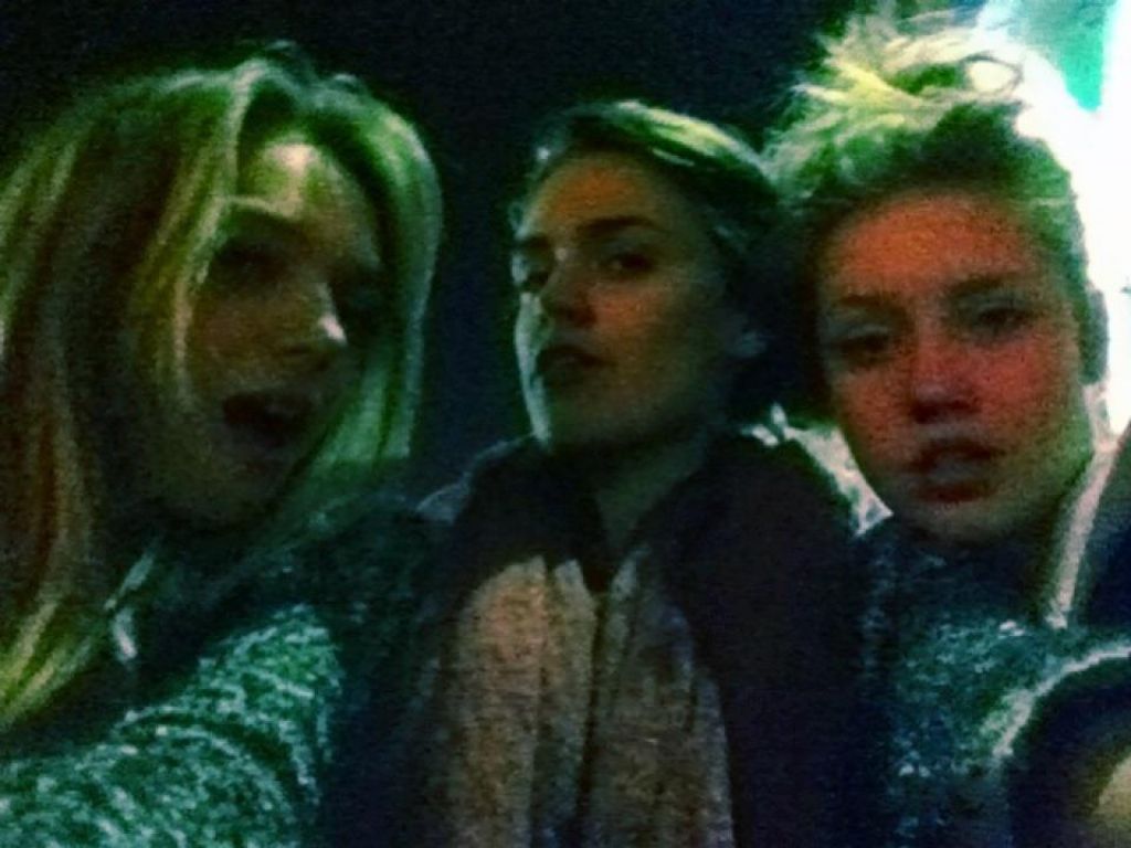 Adèle Exarchopoulos Twitter Instagram Personal Photos - January 2014 ...