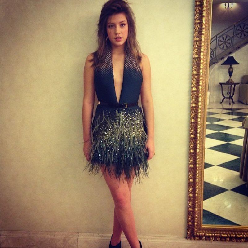 adèle-exarchopoulos-twitter-instagram-personal-photos-january-2014-collecti...