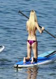 Ava Sambora in a Bikini - Paddle Boarding With Her Friends in Hawaii, January 1, 2014