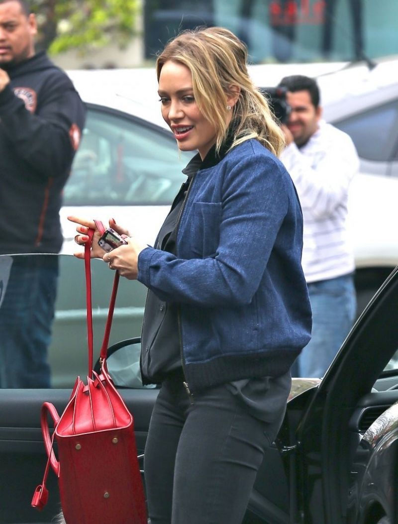 Hilary Duff - Heads to a Lunch at Cecconi