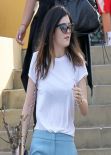 Kylie Jenner Street Style - Out for Lunch In Calabasas