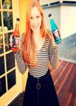 Molly Quinn Twitter Instagram Personal Photos - January 2014 Collection