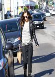 Olivia Wilde Street Style - Los Angeles - Jan.10.2014