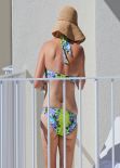 Reese Witherspoon in a Bikini - Hawaii, January 2014