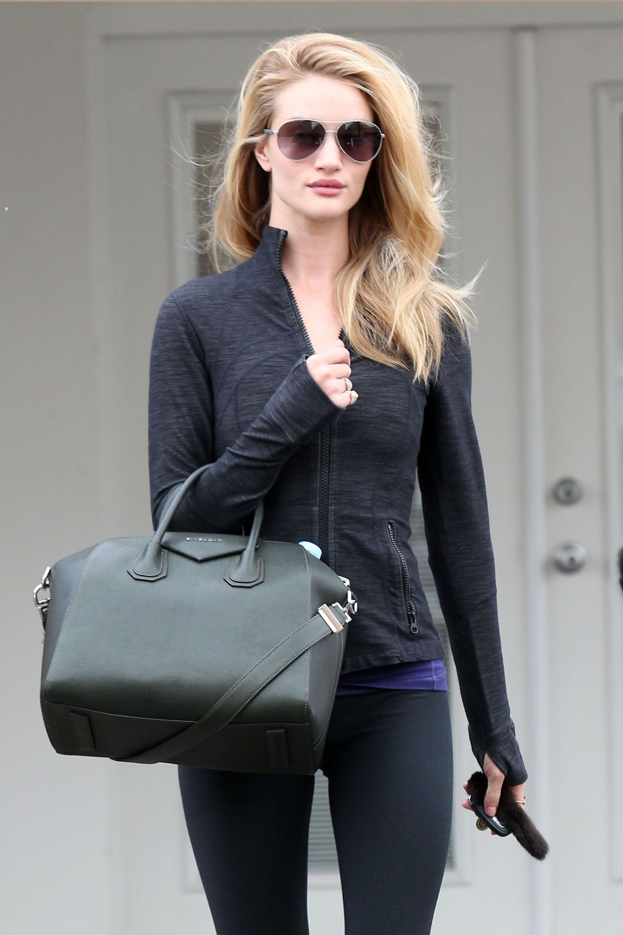Rosie Huntington-Whiteley Style - Leaving the Gym - Los Angeles ...