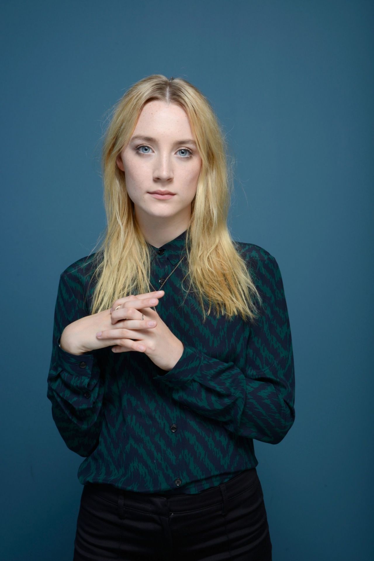 saoirse-ronan-how-i-live-now-portraits-at-tiff-2013-celebmafia