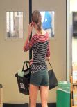 Taylor Swift - Grocery Shopping at Whole Foods - Beverly Hills January 2014
