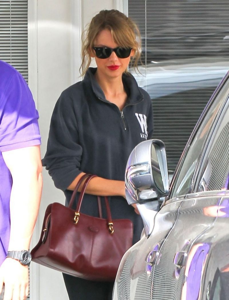 Taylor Swift Style — Leaving the gym, West Hollywood, CA