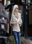 Tori Spelling Street Style - in Jeans Out In Los Angeles - January 2014